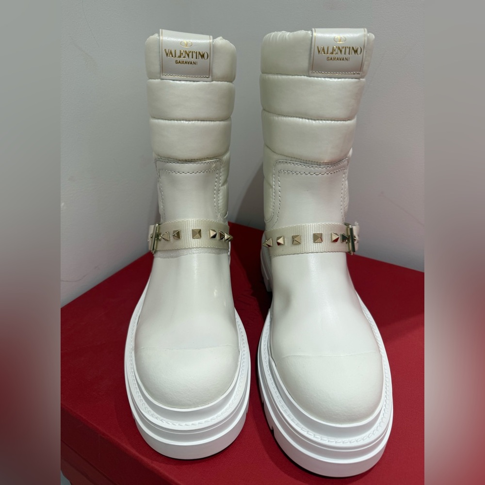 Valentino Garavani Cream Leather Combat Boots